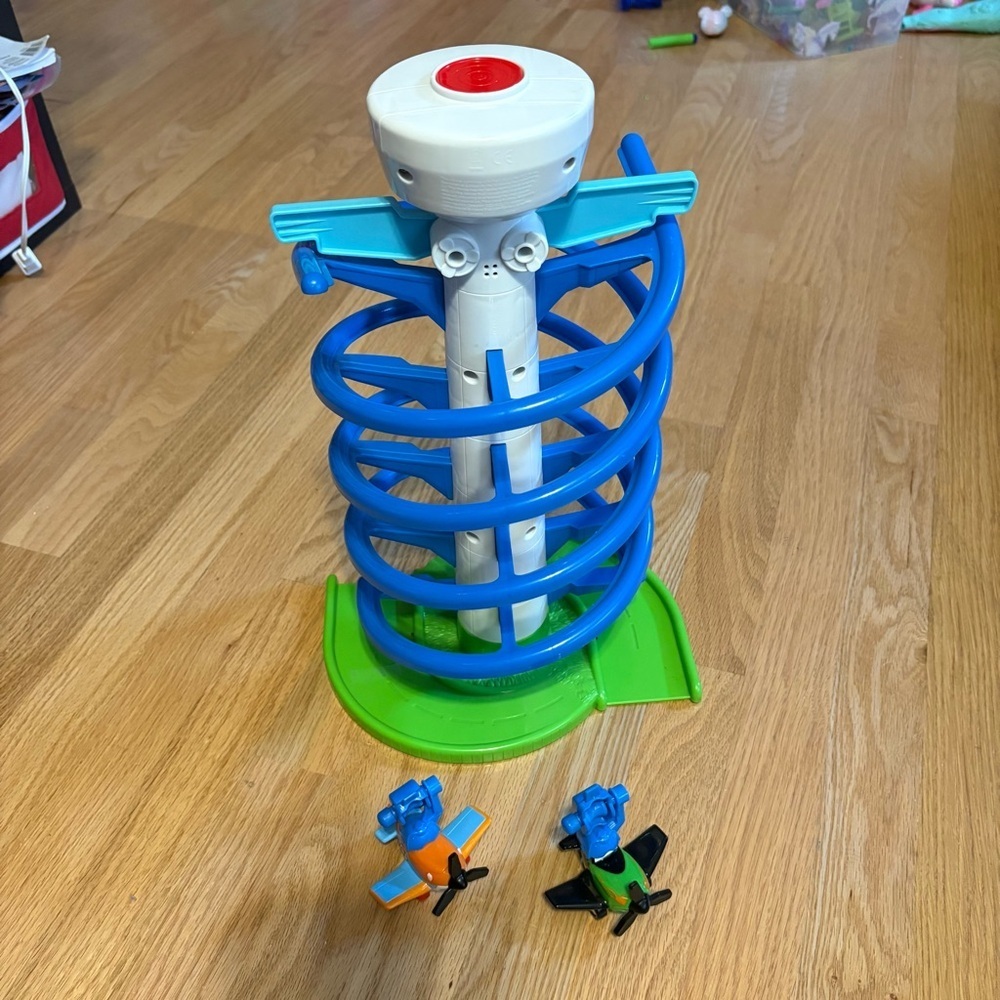 2012 DISNEY PIXAR PLANES ACTION & SOUND SPIRAL PLANE RACE SET HTF - Picture 5 of 6